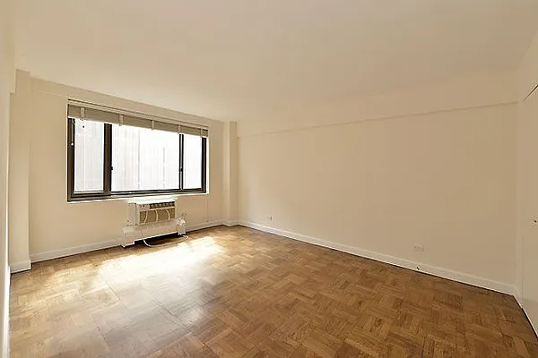 Rented by AIB Management Corp | media 20