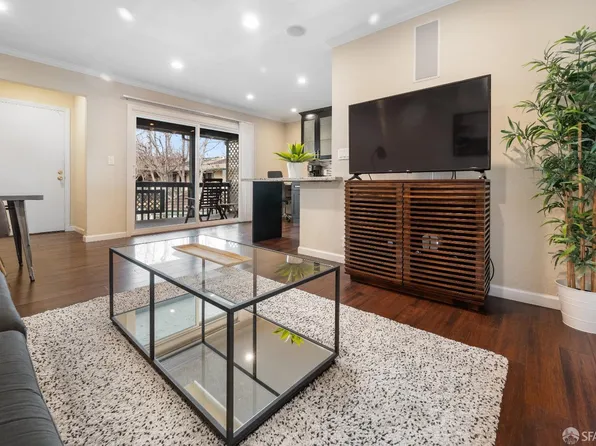 2025 California St APT 45, Mountain View, CA 94040