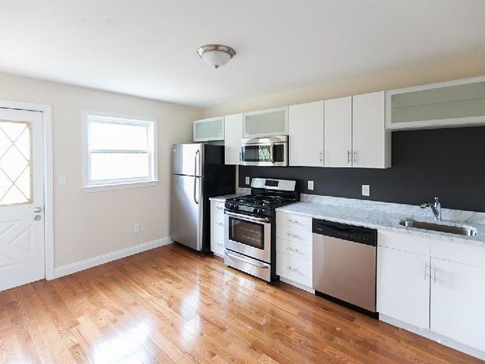 377 Maverick St. #3 Boston - East Boston Shared Unit Photo 1