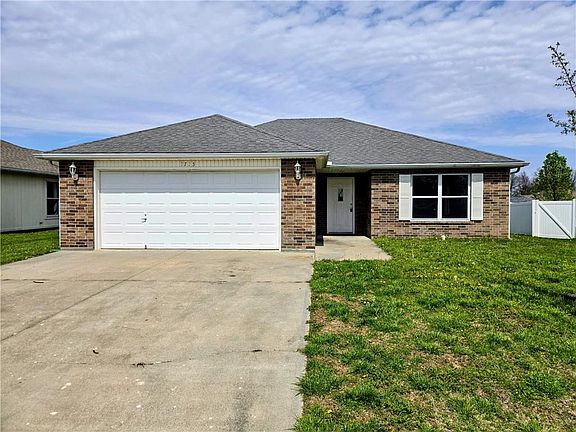 2nd image of 1715 Sunrise Dr