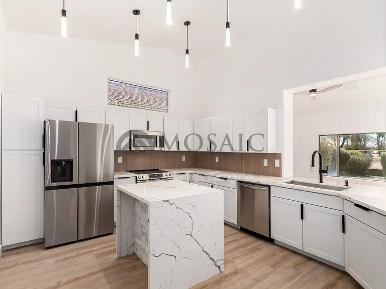 1567 E Black Diamond Dr — Photo 17