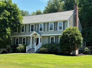 25 Dartmouth Dr, Framingham, MA 01701