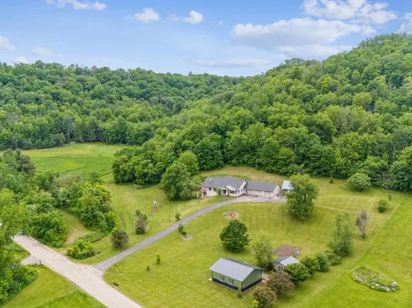 N1931 110th St, Plum City, WI 54761