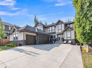 172 S Panatella Cres NW, Calgary, AB T3K0M5