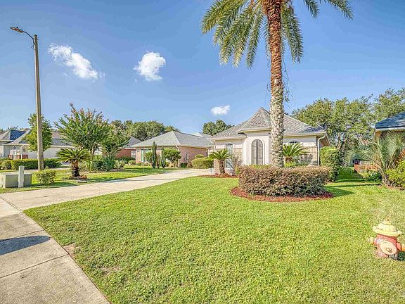 2nd image of 1189 Autumn Breeze Cir