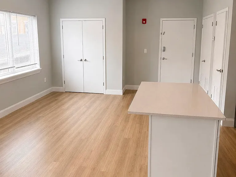 73 Beech St #2 — Photo 3