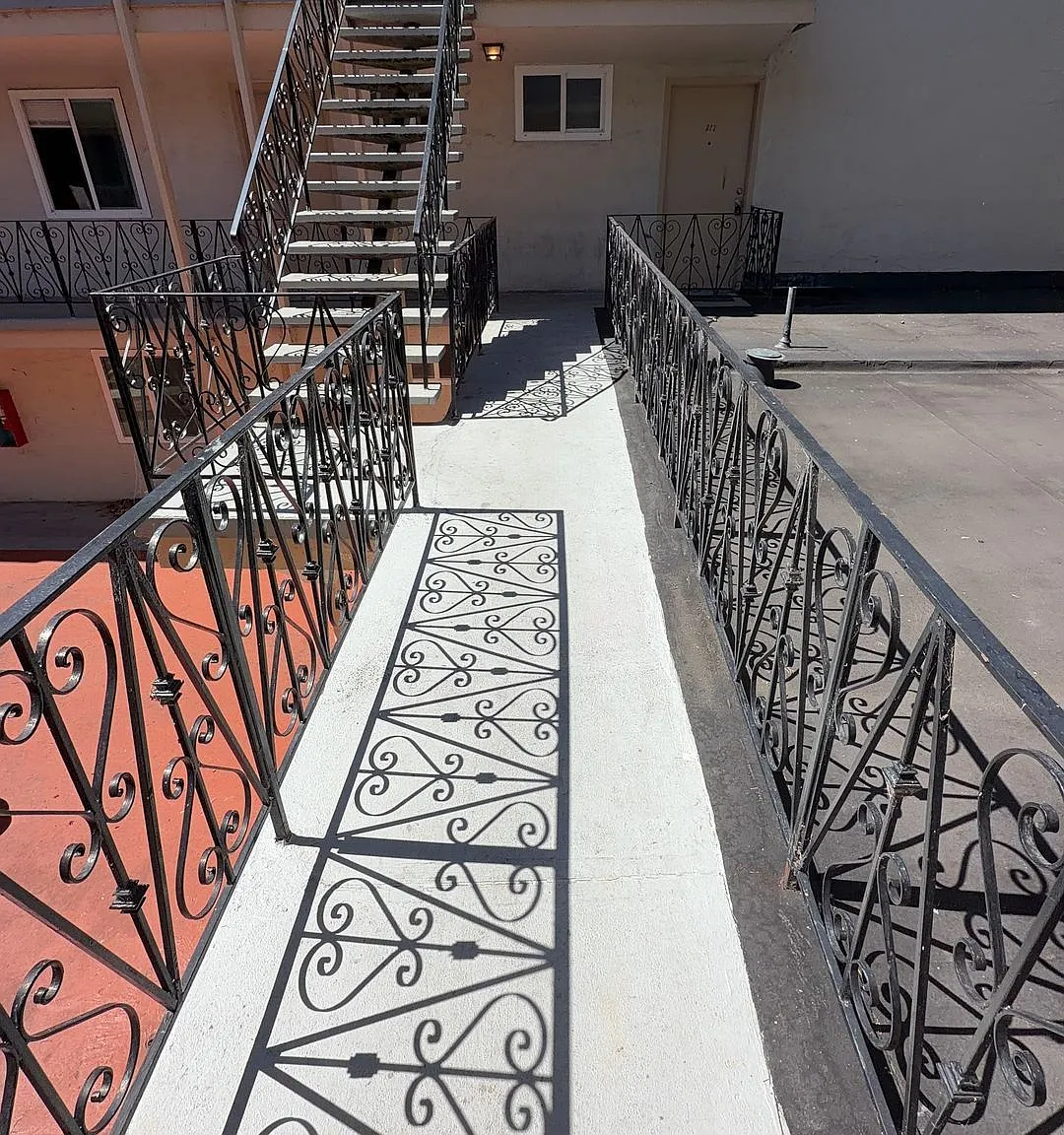 3525 Dimond Ave — Photo 3