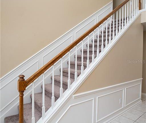 3rd image of 402 Hanging Moss Cir