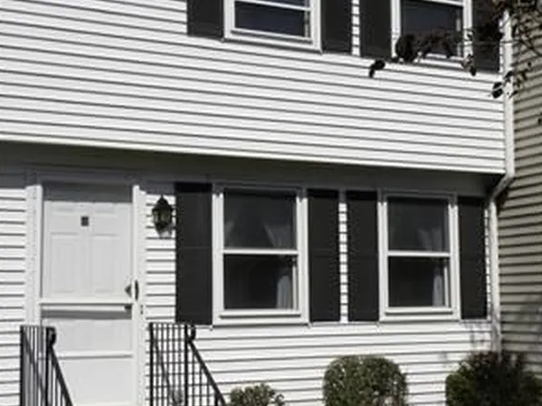 5 Persimmon Ln, Glastonbury, CT 06033