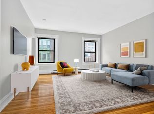 232 Newbury St APT 32, Boston, MA 02116