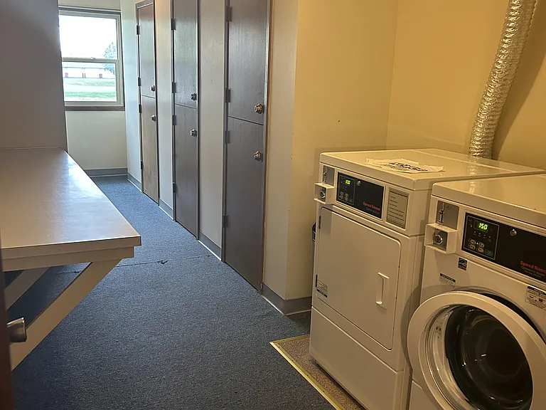 1026 Hancock Dr #11 — Photo 3