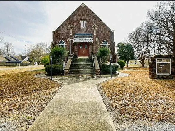 169 E 2nd St, Holly Grove, AR 72069