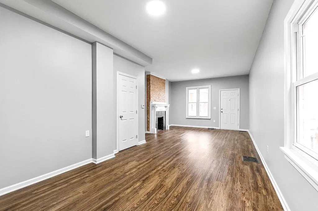 66 E Maynard Ave — Photo 4