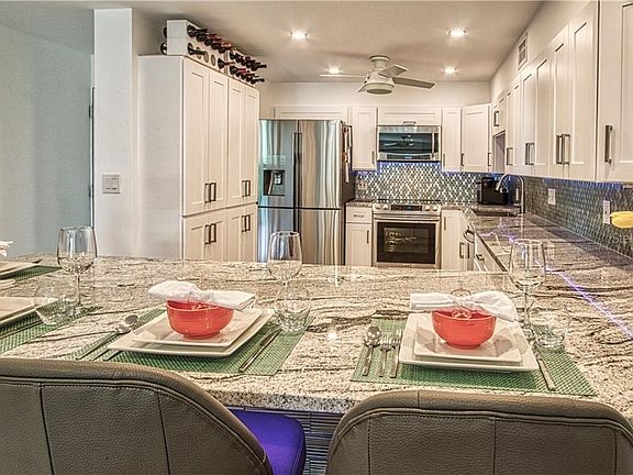 5th image of 845 Benjamin Franklin Dr Unit 301
