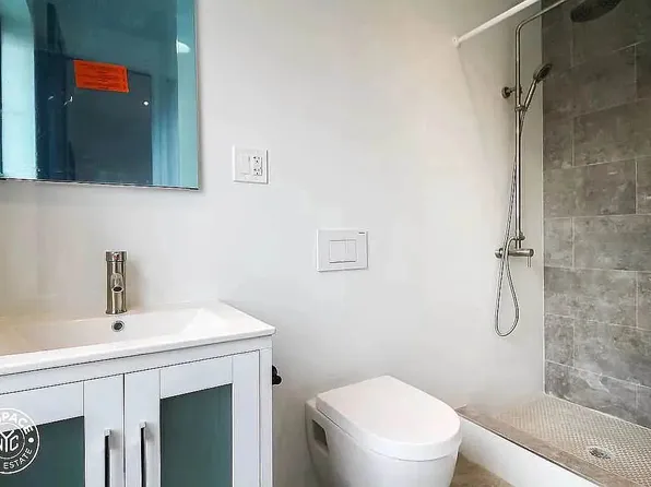 456 Central Avenue image 8 of 13