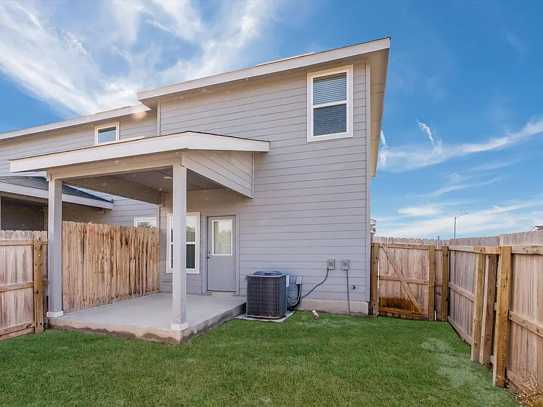 522 Abigail Aly — Photo 20
