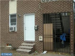 2555 S Philip St, Philadelphia, PA 19148