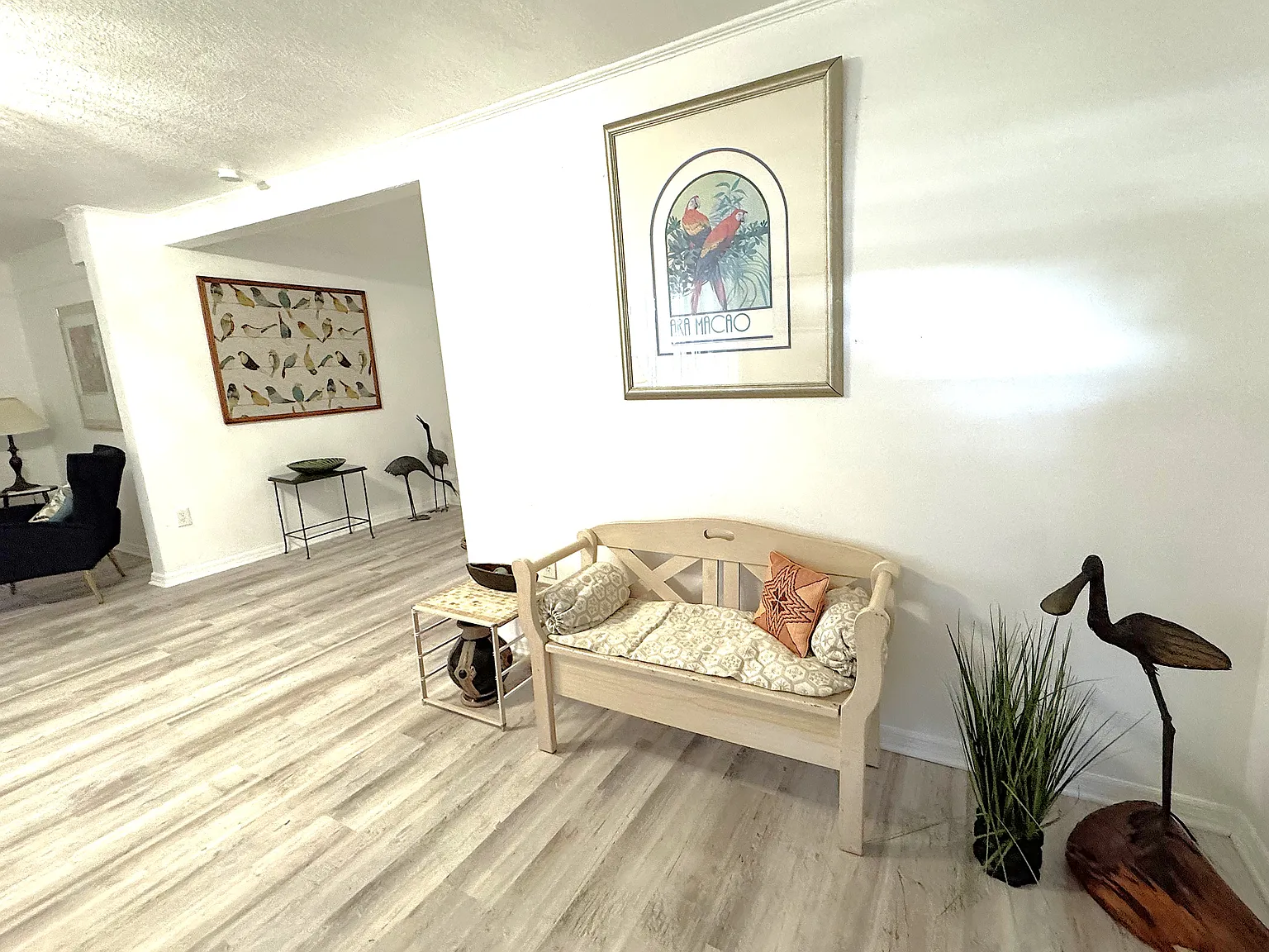 2 bed, 1.5 bath, 2000 sqft, $3,300 — Photo 2