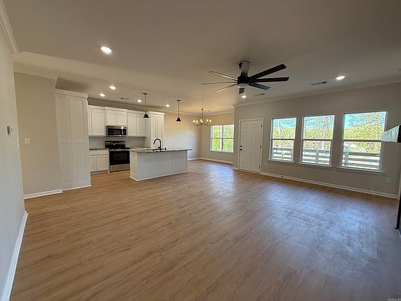 2nd image of 503 Madeleine Cir