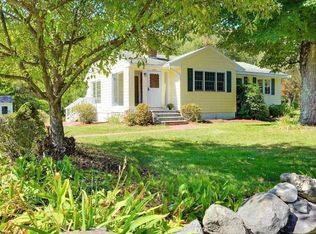 250 W Acton Rd, Stow, MA 01775