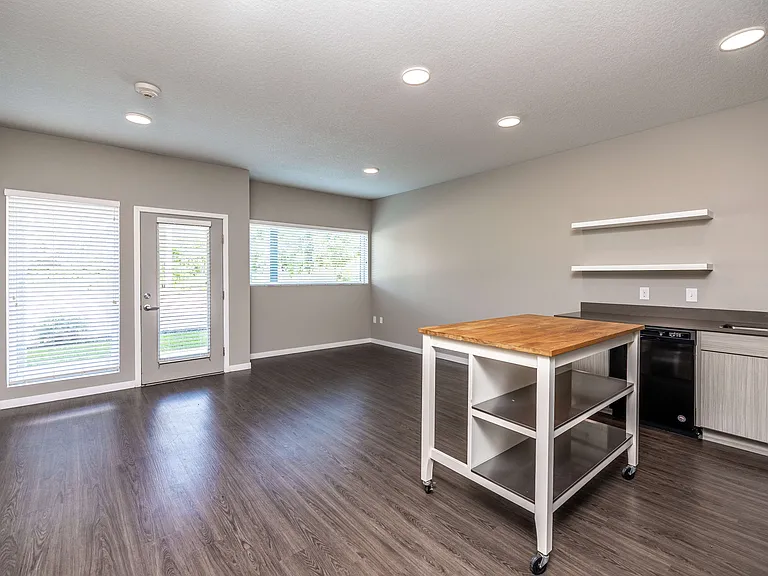 The Residences at River View — Photo 21