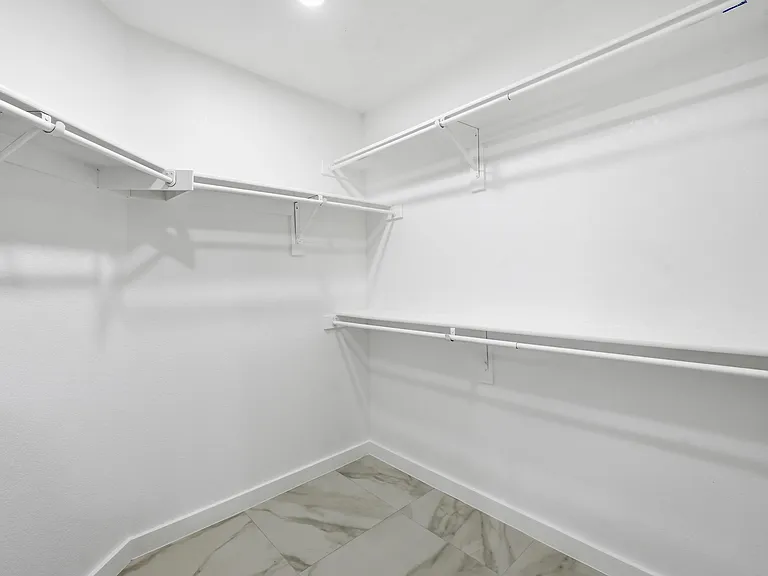 2216 Paige Ct — Photo 24