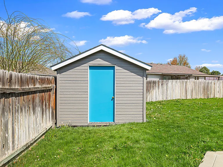 658 N Katie Way — Photo 32