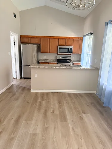 1136 Signal Hill Ln Photo 1