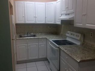 9455 SW 39th St, Miami, FL 33165
