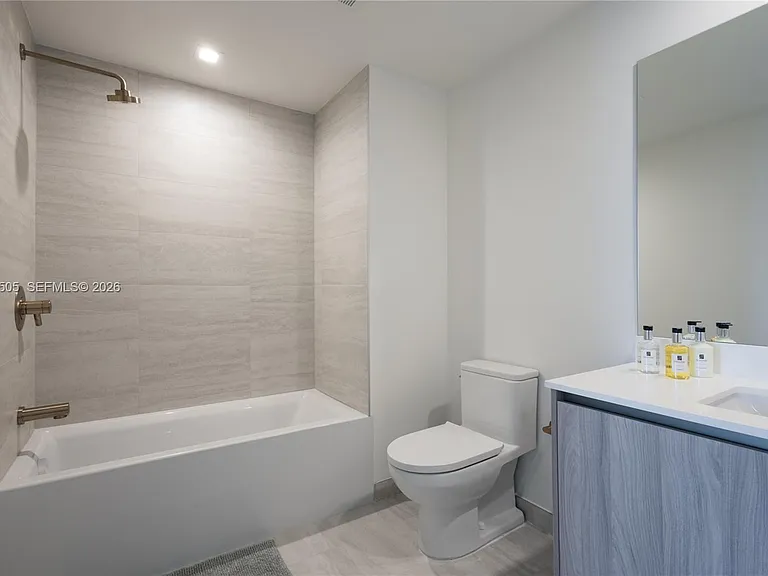 77 SE 5th St #2602 — Photo 11