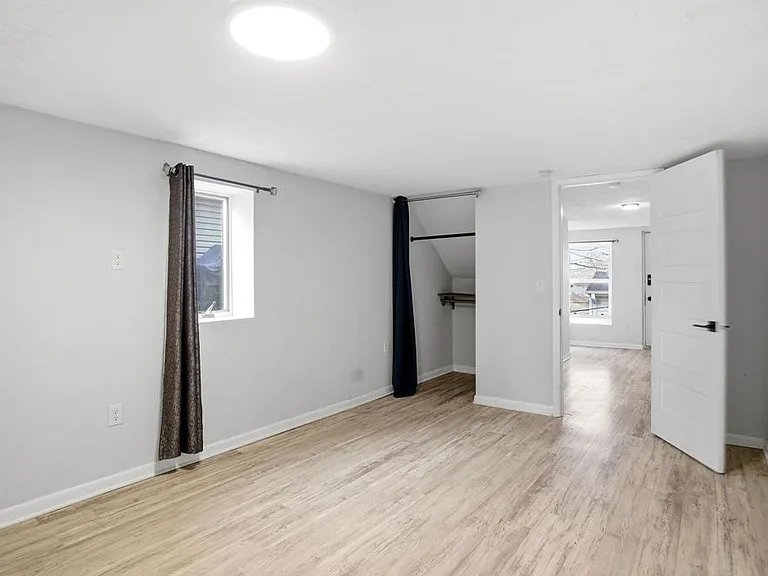 4628 Johnson St NE #4628 — Photo 9
