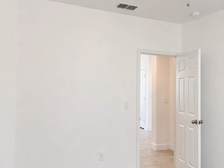 1908 E Monte Vista Ave — Photo 34