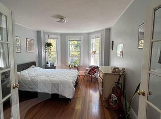 42 Glenwood Rd #2S, Somerville, MA 02145