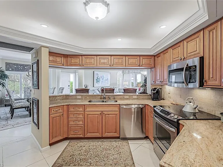 8471 Abbington Cir #1111 — Photo 8