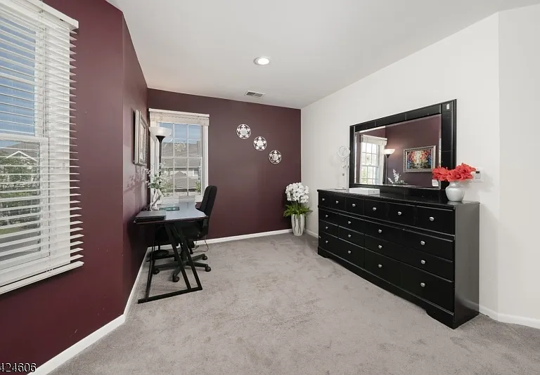 20 Pine Valley — Photo 21