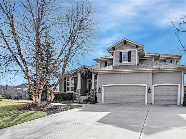 11313 W 153rd St, Overland Park, KS 66221