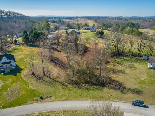 665 Arlis Ave, Dayton, TN 37321