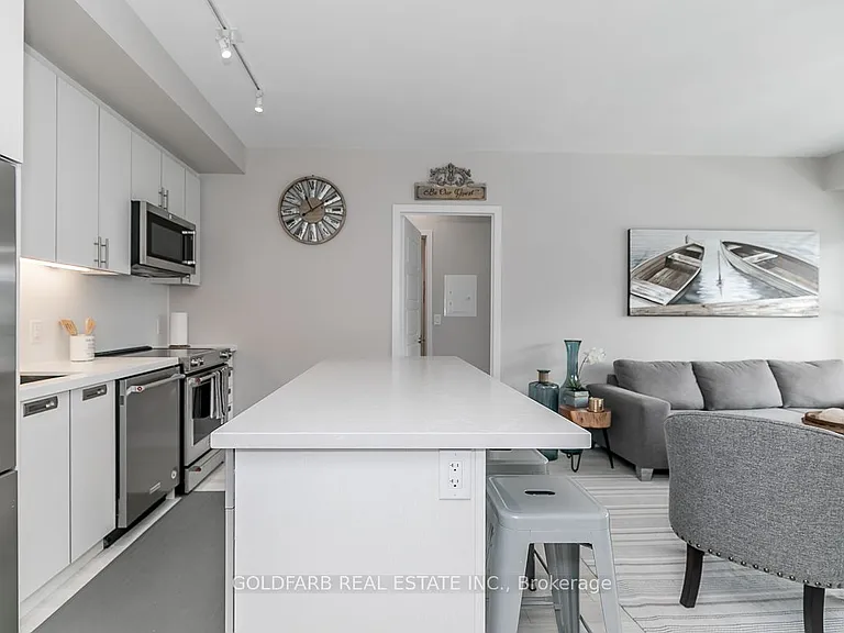 333 Sea Ray Ave #D322 — Photo 6