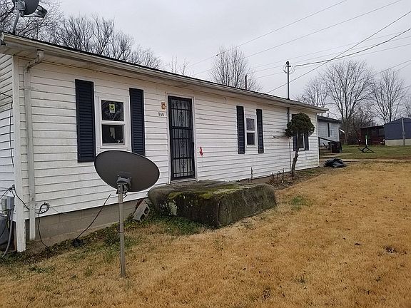 2nd image of 166 Peak St