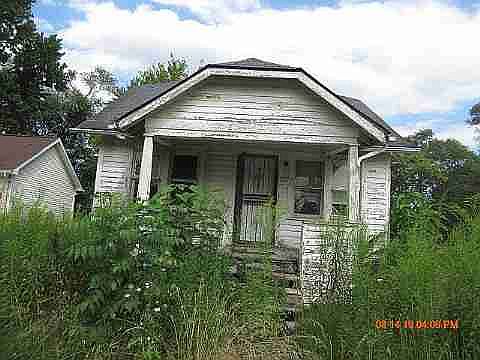 15400 Trinity