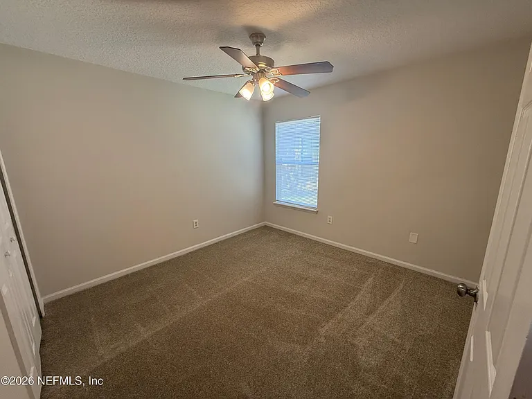 5550 Oak Crossing Dr — Photo 24