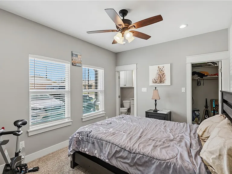 1200 Military Dr — Photo 14