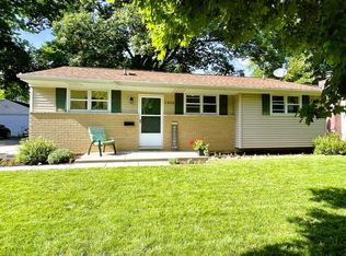 1924 Holly Way, Lansing, MI 48910