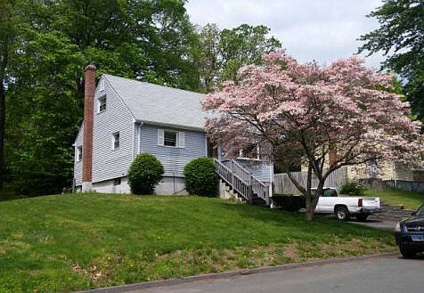 1st image of 87 Christine Dr