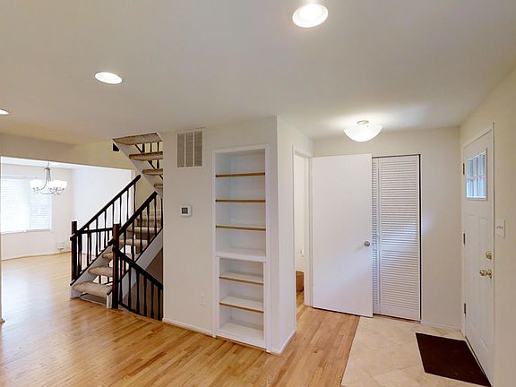 2nd image of 247 Gundry Dr