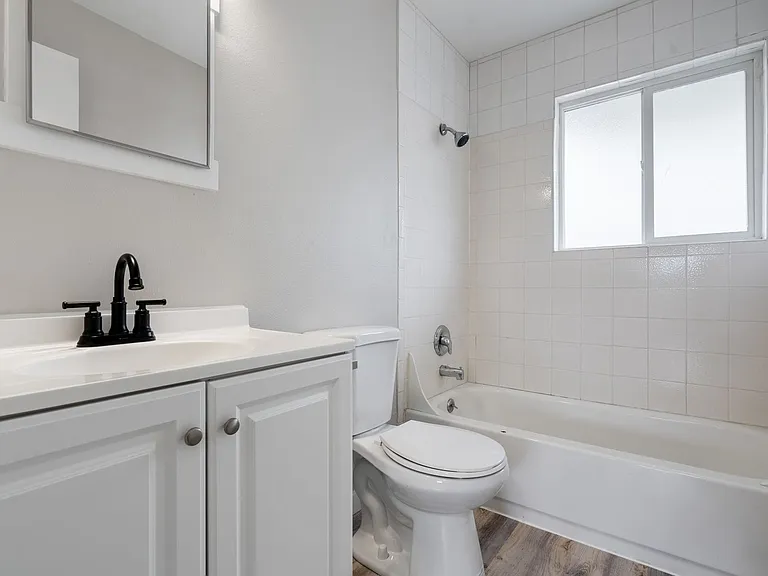 Eastside Village Apartments — Photo 42