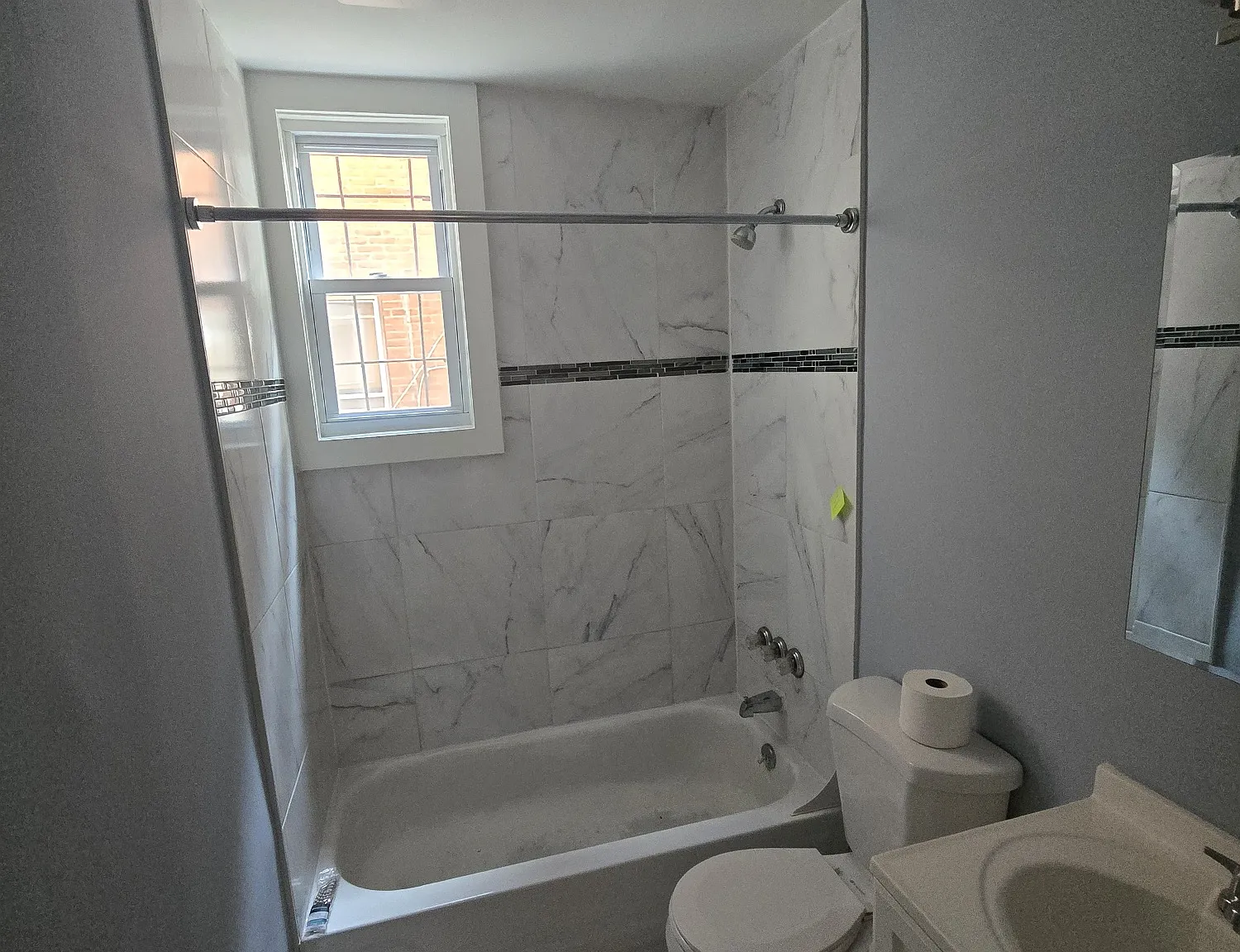 2 bed, 800 sqft, $1,700 — Photo 4