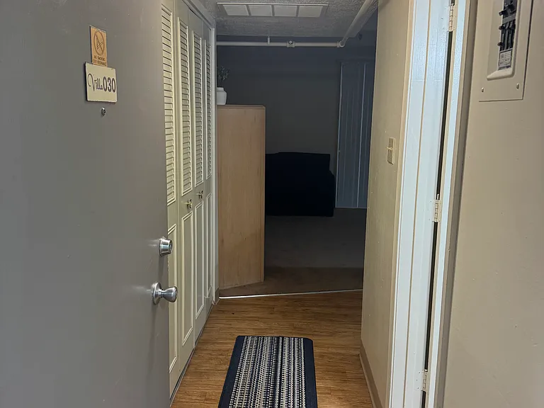 Villa Apartments — Photo 18