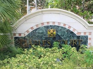 6841 SW 44th St APT 304, Miami, FL 33155