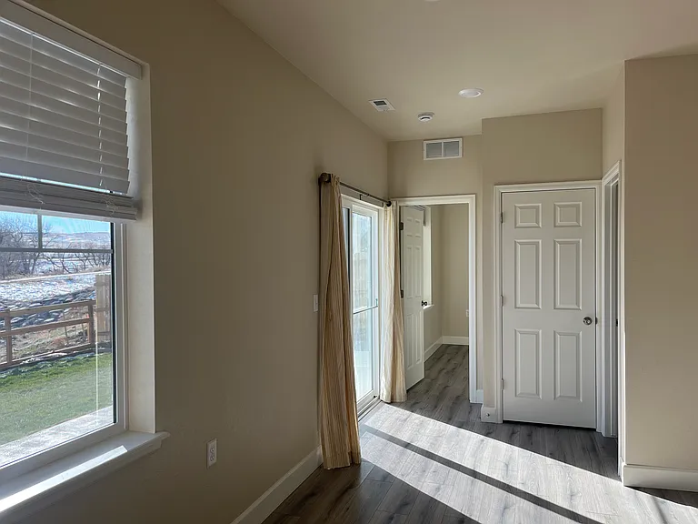 2465 Andrew Dr — Photo 19